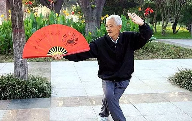經常犯胃病 記住5個字,多吃2種菜 修復胃黏膜 減少幽門螺桿菌