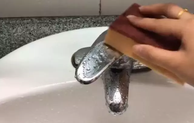 食鹽在廁所用的小妙招,一年幫你省下一筆錢
