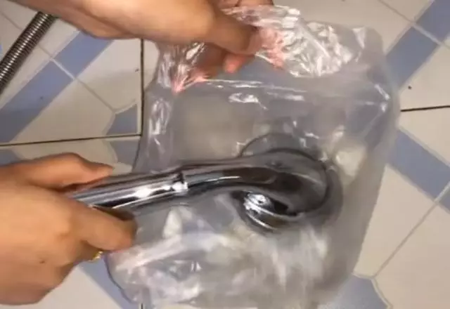 食鹽在廁所用的小妙招,一年幫你省下一筆錢