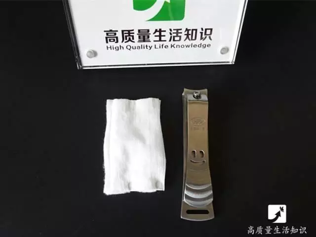 指甲原來得這樣剪,以前都用錯方法了!