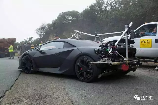碟中諜是真的在毀車?快來看看好萊塢大片中追車鏡頭是怎麼拍的