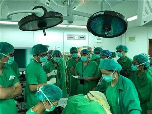 40醫齊心救嬰兒 醫嘆:無奈已盡力