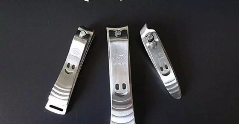指甲原來得這樣剪,以前都用錯方法了!