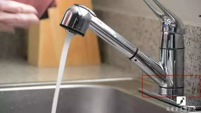 不知道就真的虧大了!水龍頭漏水了怎麼辦啊?教 你這一招,不用再花錢找師傅修理了啦!