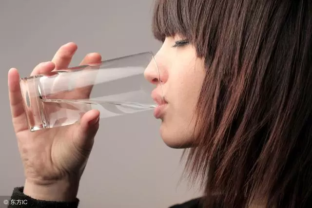 牙齒鬆動可能是腎不好,教你3款食療方,生活做好5件事,腎好牙好