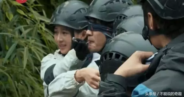被告知可能下身癱瘓,卻成為最知名野外求生冒險家!他就是貝爺!