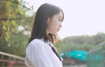 小叔子在我房間玩電腦,我看到螢幕上的一行字,給了他一巴掌!