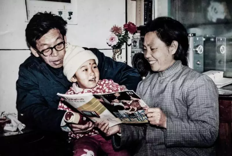 愛的力量：相愛80年 彌留之際深情一吻 老伴奇蹟痊癒