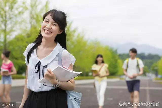 婆婆,不錯我是個孤兒,但你不要看不起我,不跟你兒子過我也能活
