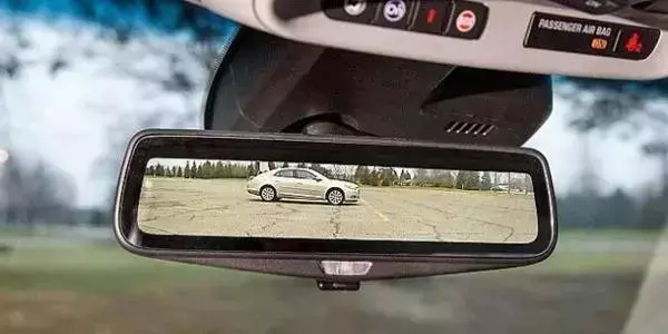為何日本要取消汽車後視鏡?知道真相後,想知道中國又何時取消?