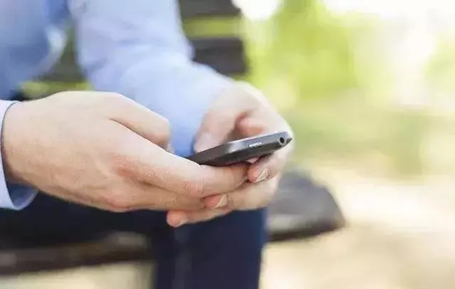 離死亡最近的動作,毀血管、傷膝蓋、致老痴……比抽菸酗酒還危險!