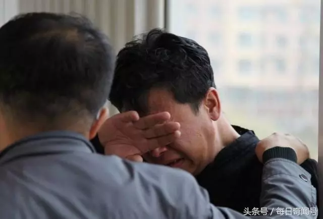 結婚當天,二婚妻子提出過分要求,男子轉身離開直言:不娶了