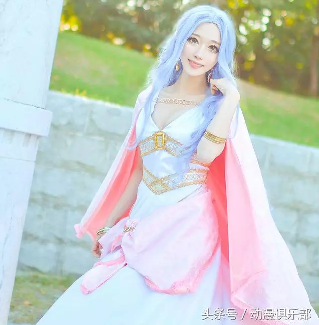 海賊王:海賊真人版你見過沒?baby-5神還原,娜美身材比原版好!