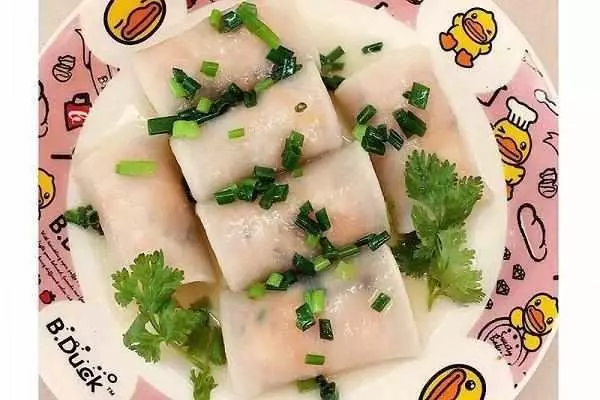 臉上冒出「老年斑」，教你1個土方法，她激動的哭了「斑沒了」！