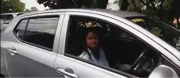 男女司機單向道不相讓 爆發口角