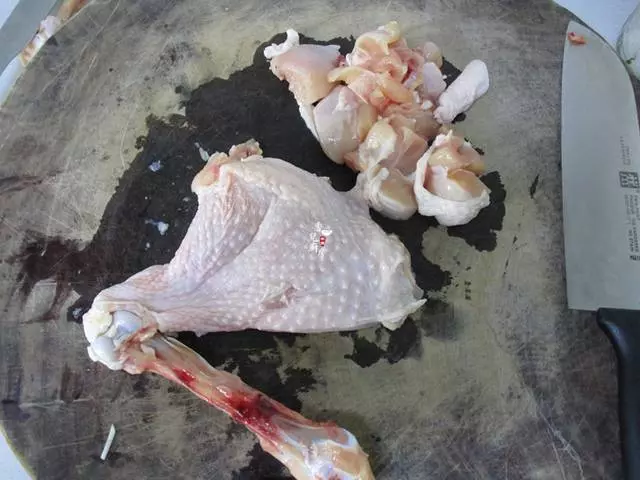 雞腿這麼做,口感香酥,味道鮮美,好吃的停不了嘴
