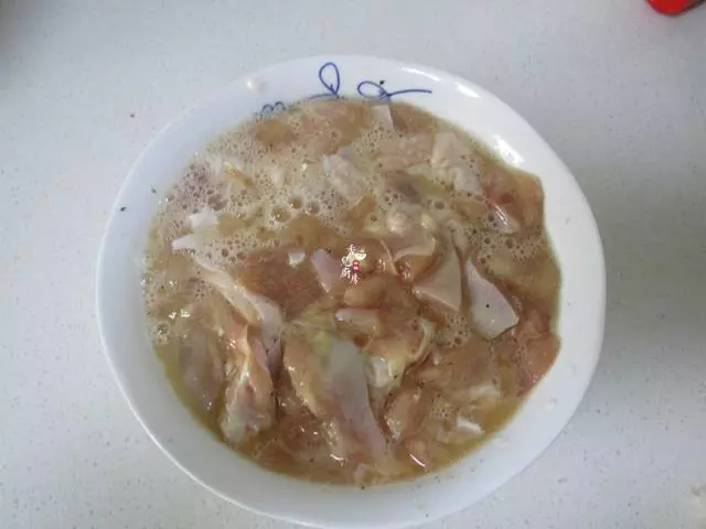 雞腿這麼做,口感香酥,味道鮮美,好吃的停不了嘴