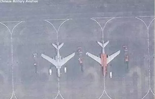 4架轟-6J現身南海機場,神秘武器引關注!美媒:可對關島形成威脅