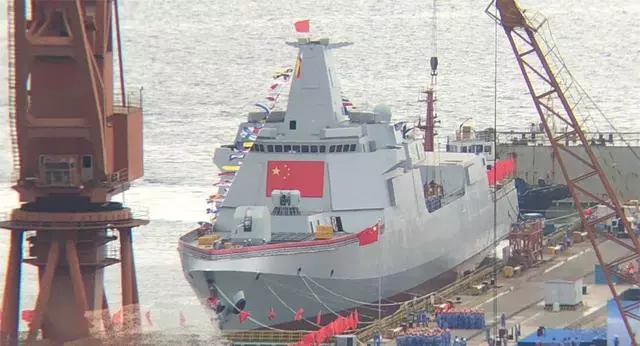 一門炮竟相當於一個炮兵營的火力,055的這門130艦炮有何神奇之處