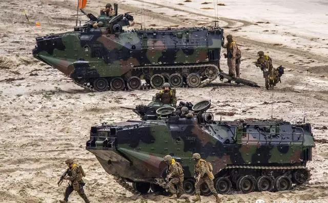 安倍訪華前,日本卻拉著美軍搞小動作!日媒叫囂:對抗中國