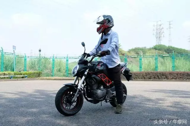 首款國四迷你摩托車,小身材擁有大能量天地遊俠D3測評