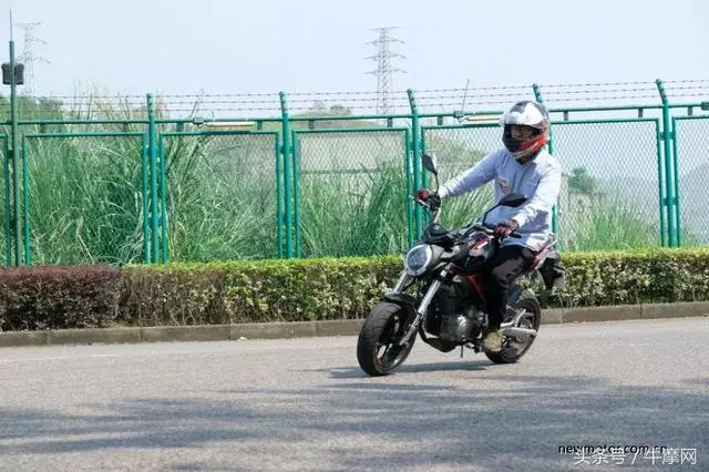 首款國四迷你摩托車,小身材擁有大能量天地遊俠D3測評
