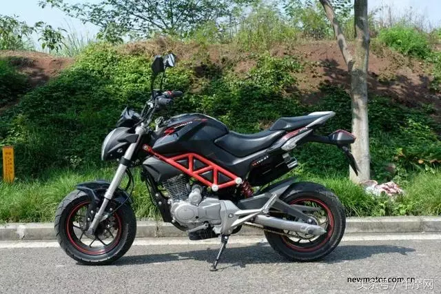 首款國四迷你摩托車,小身材擁有大能量天地遊俠D3測評