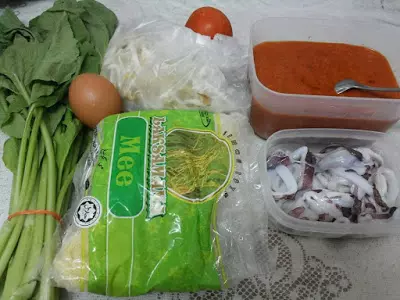 香噴噴,熱騰騰的馬來式炒麵~傳統馬來式炒麵的做法【Mi Goreng Basah】