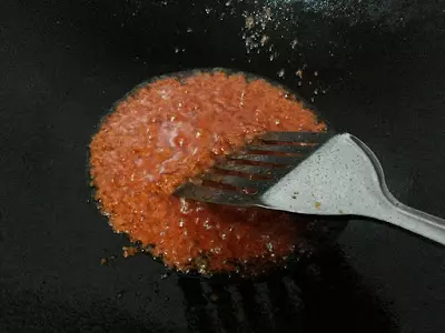 香噴噴,熱騰騰的馬來式炒麵~傳統馬來式炒麵的做法【Mi Goreng Basah】