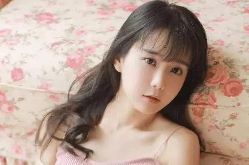 二婚帶房子和孩子出嫁,婚禮時婆婆給了改口費,我選擇了退婚