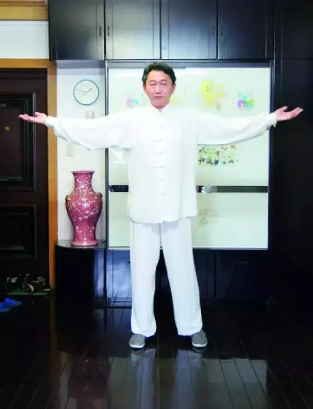 教你一招少林武功,防治頸腰椎病