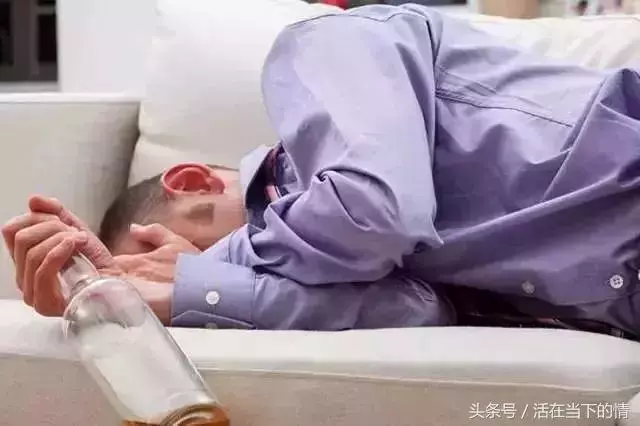 人到中年,千萬不要去這三種地方!