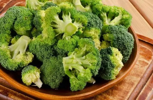 在家怎麼練能減肥?這五個動作能讓你大汗淋漓,減掉全身脂肪!