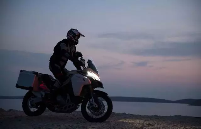 意式頂級拉力車,Multistrada 1260 Enduro首次亮相