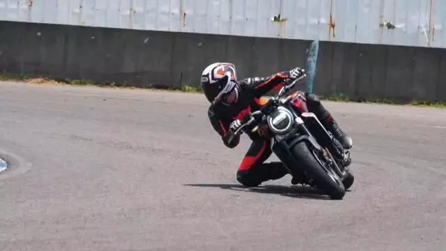 CB1000R、765RS、790DUKE 誰會是2018年最受歡迎的性能街車王?