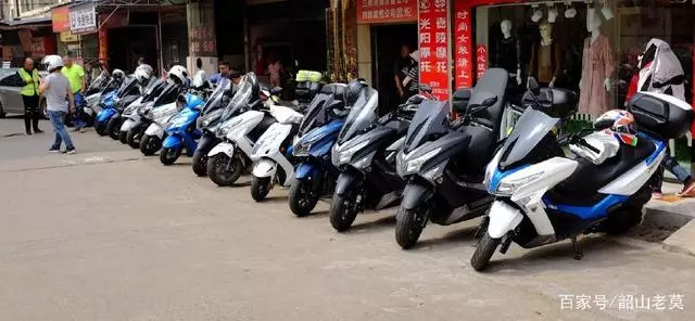 有些人已購置汽車,為何卻仍然愛騎摩托車,尤喜本田鈴木和山葉