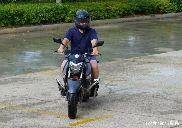 有些人已購置汽車,為何卻仍然愛騎摩托車,尤喜本田鈴木和山葉