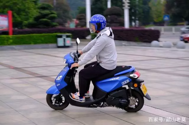 有些人已購置汽車,為何卻仍然愛騎摩托車,尤喜本田鈴木和山葉