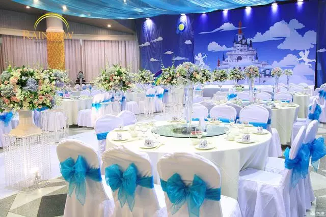 女子打工每月給婆婆寄一千,婆婆臨終前給她張卡,一查餘額愣了