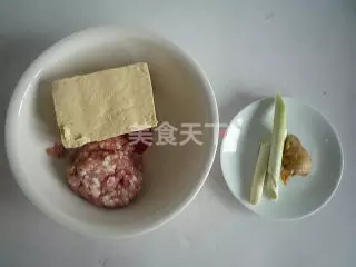 ~炸豆腐丸子~「很好吃的豆腐丸子,外酥裡嫩,蘸些椒鹽更是美味。」