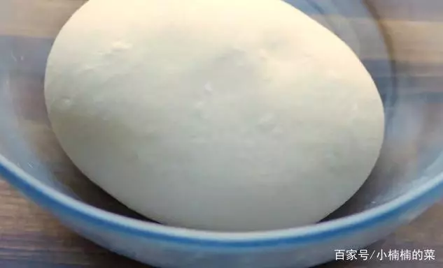 想吃油條不用買,3分鐘學會最正宗油條做法,焦黃酥脆,全家愛吃