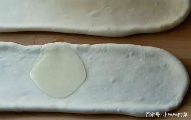 想吃油條不用買,3分鐘學會最正宗油條做法,焦黃酥脆,全家愛吃