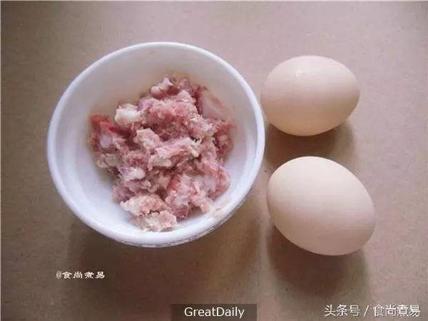 滑滑嫩嫩的肉末蒸水蛋,你真的會做嗎?我有小竅門!