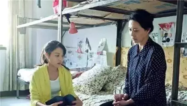 老房子借給小姑子住5年,想收回房子她說一話,我忙發了一條信息