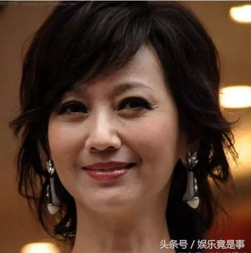 斯琴高娃老了,趙雅芝老了,林青霞也老了,而她73歲卻像30歲!