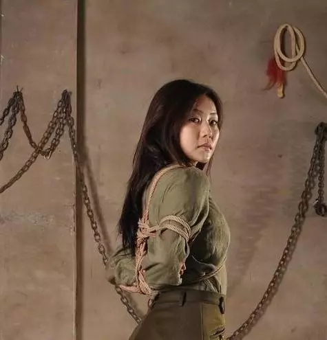 日本女特務不肯開口,軍統用了一招「玉女登梯」她便什麼都招了!