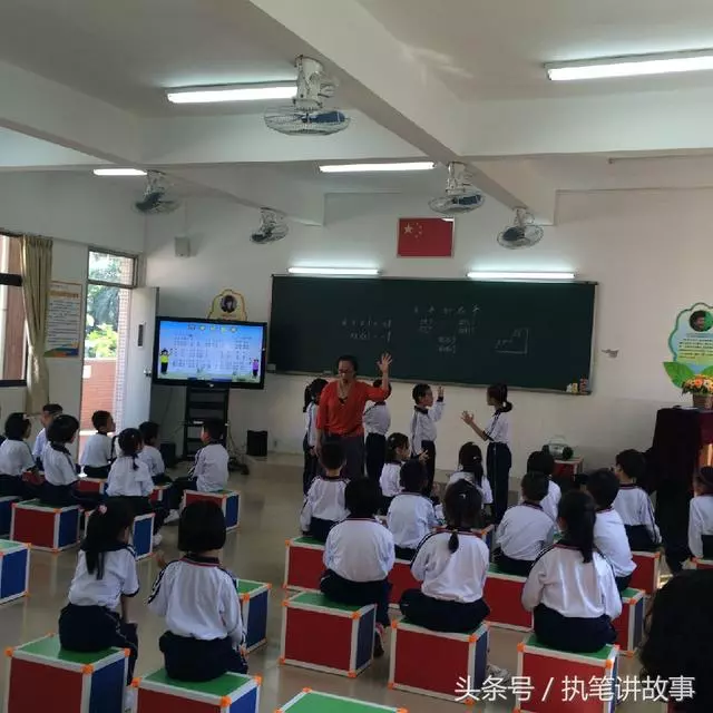 16歲被迫輟學,靠賣菜養活全家的童養媳,背後的故事太心酸