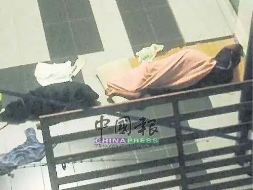 被罰與狗同睡女傭今午疑細菌感染斃命