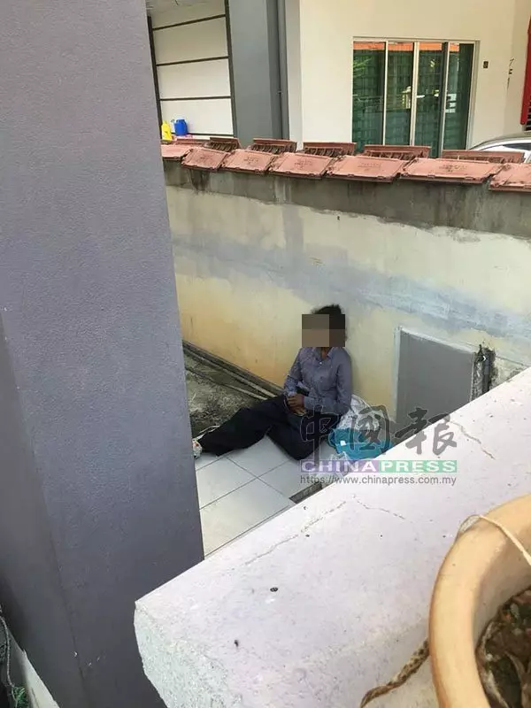 被罰與狗同睡女傭今午疑細菌感染斃命