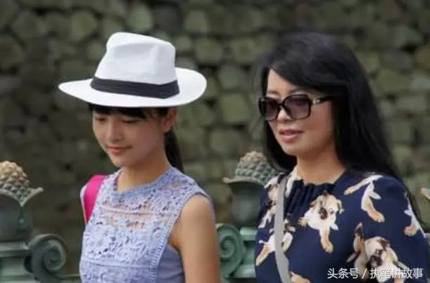 女孩找尋失散弟弟路上撿回一女嬰,多年後女嬰竟讓她姐弟意外重逢